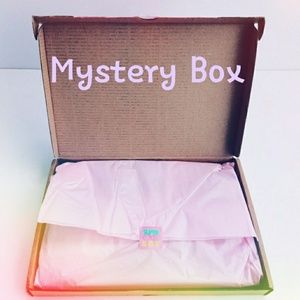 Custom mystery box for @cariciaavery